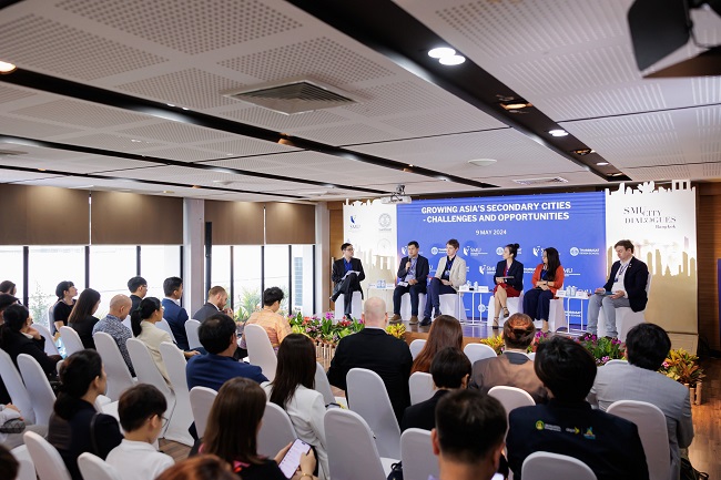 Thammasat, Singapore Management University hosts forum “SMU City Dialogues Bangkok”