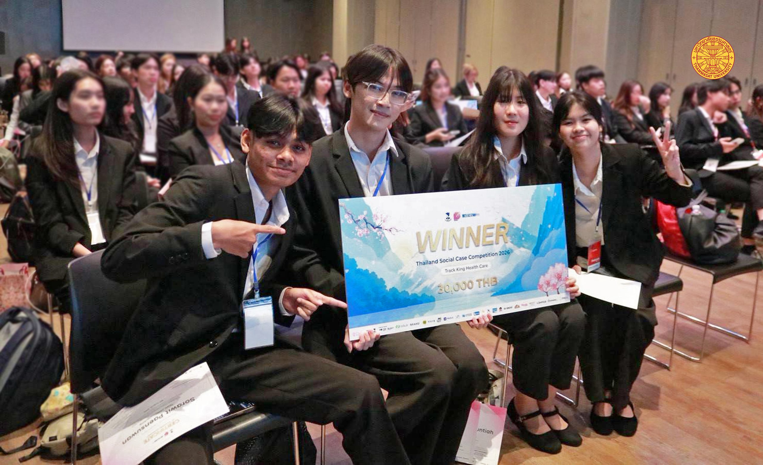 นักศึกษาเศรษฐศาสตร์ มธ. คว้าแชมป์ Thailand Social Case Competition 2026 พลิกโจทย์ธุรกิจ สู่ Social Impact